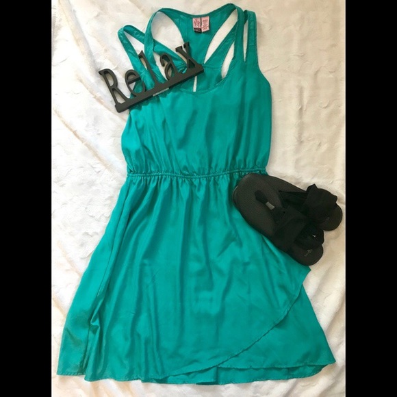 love on a hanger Dresses & Skirts - CLEARANCE Love on a Hanger Dress